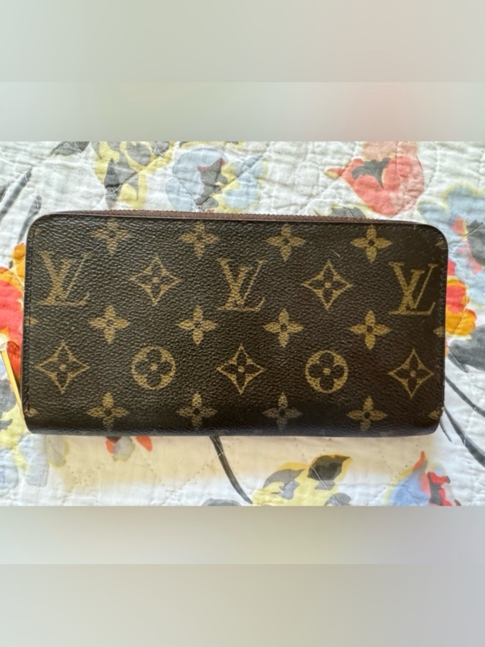Louis Vuitton Monogram Zippy wallet